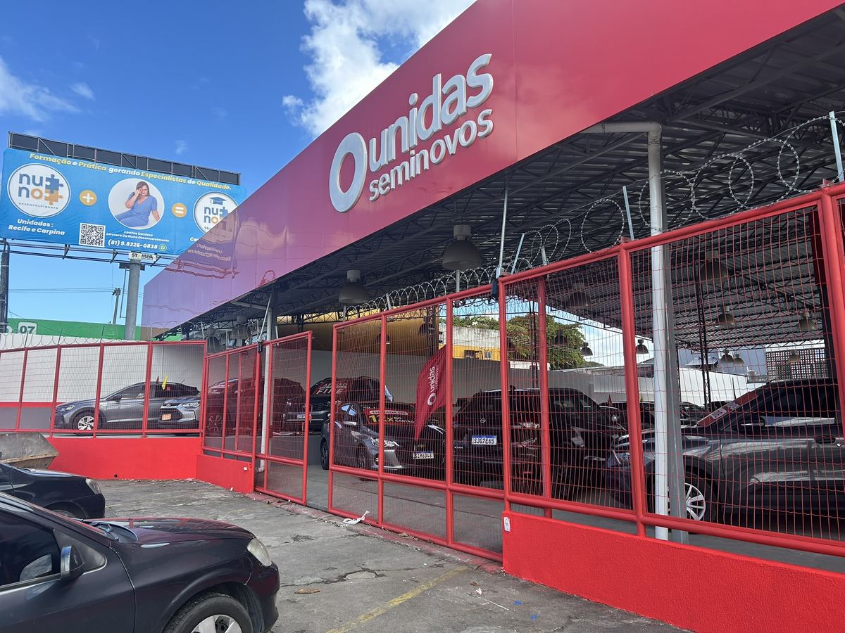 Estabelecimento comercial atendido em serviço de engenharia